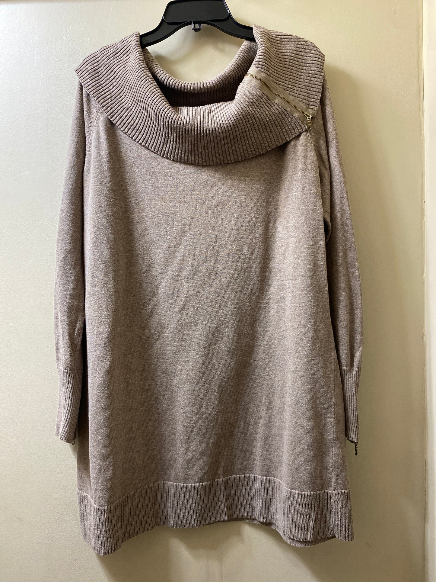 Tan eight eight eight womens top, XL