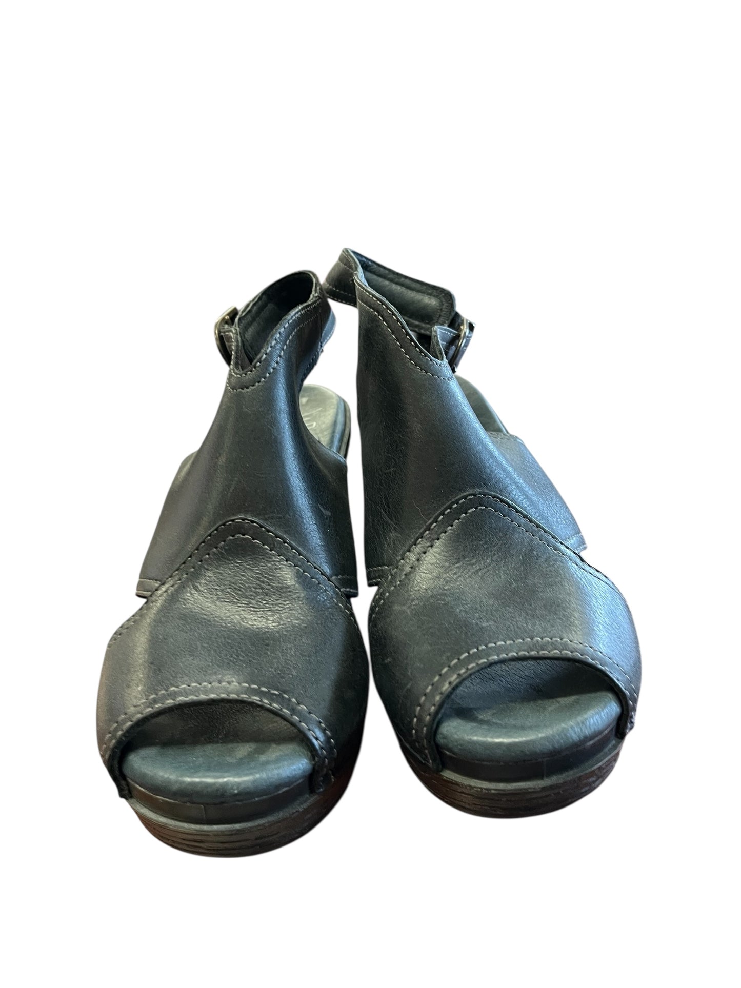 black Dansko Heels, 37