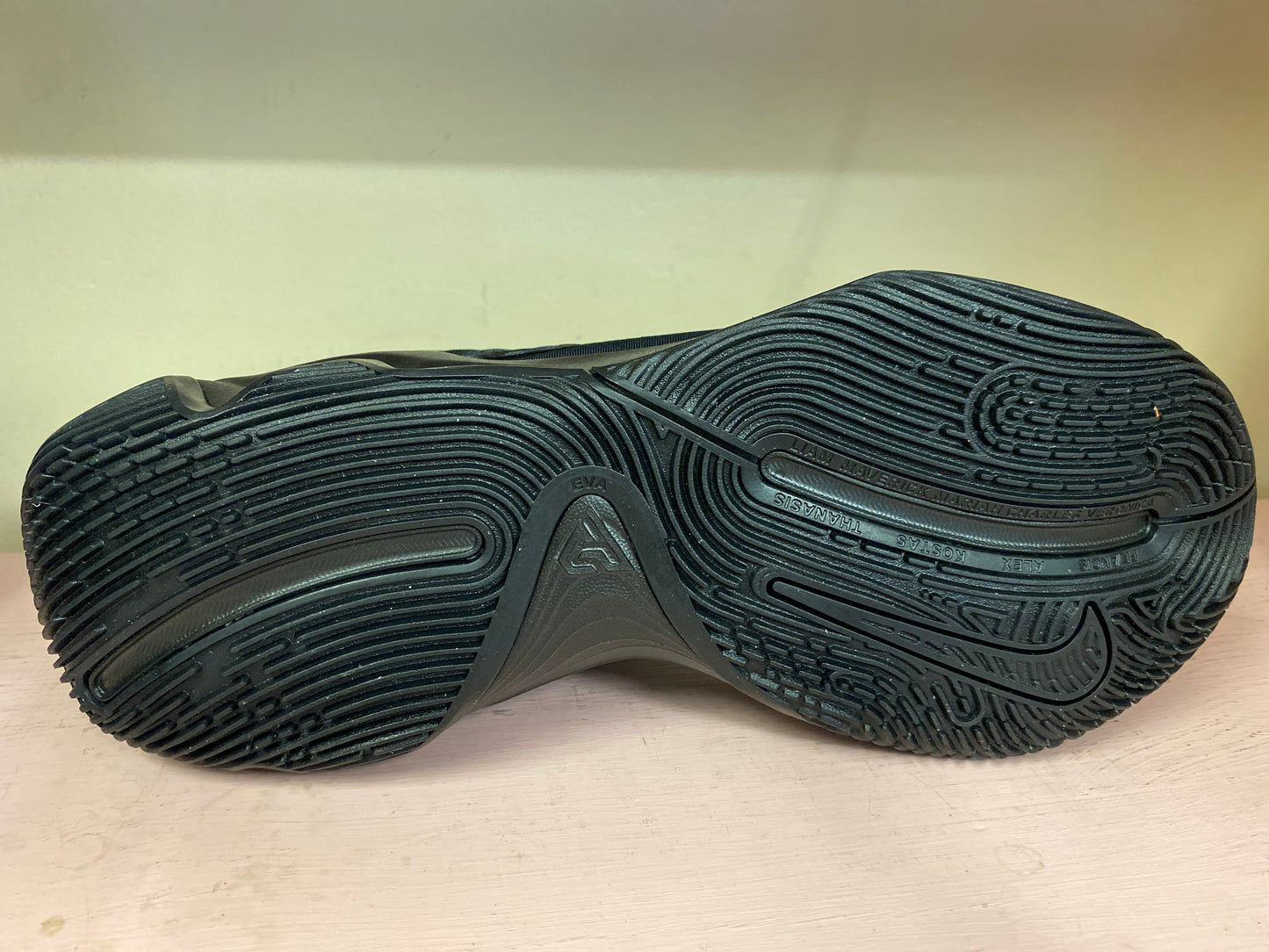 black Nike Men's Sneakers, 11