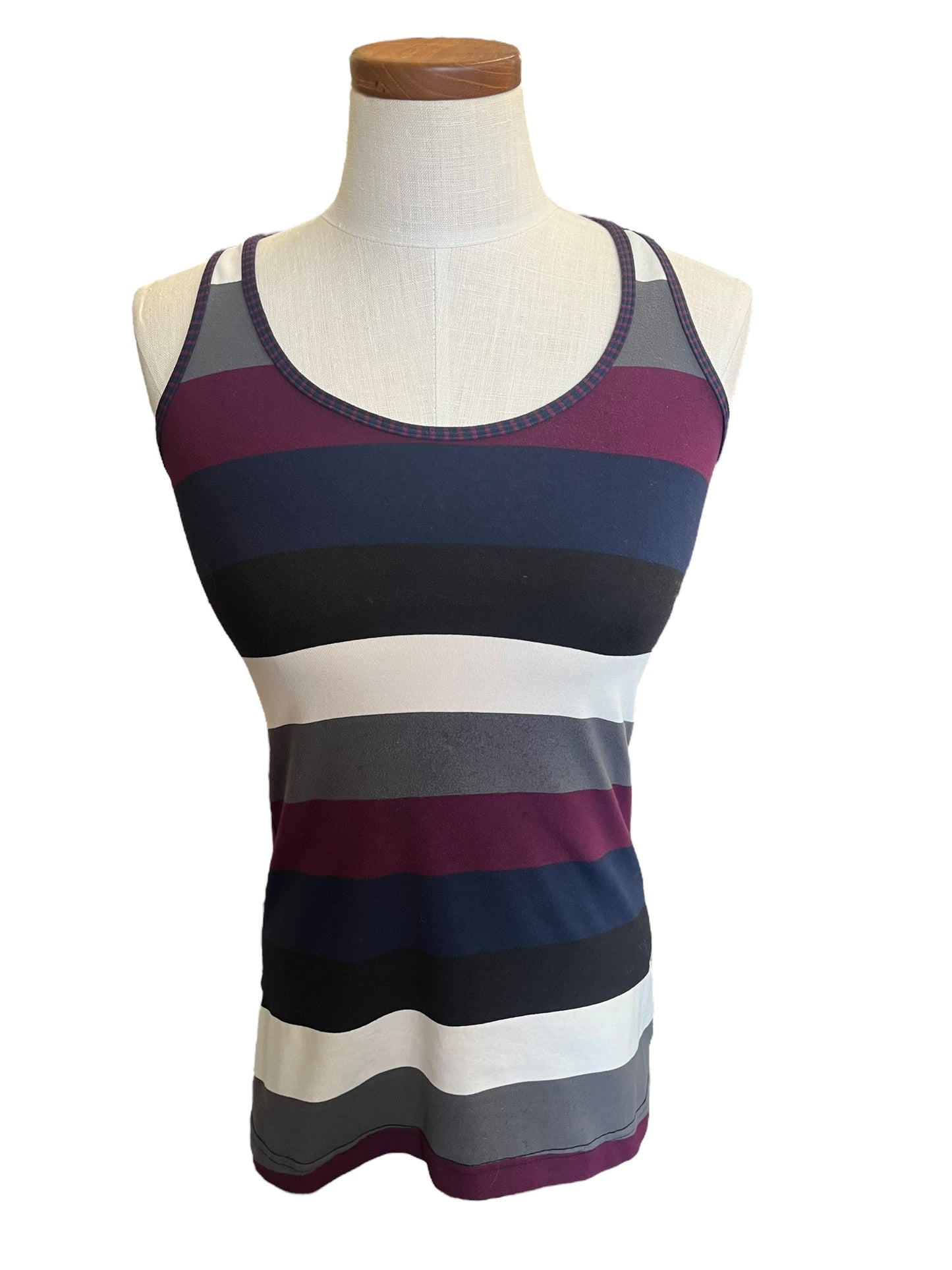 striped Lululemon Athletic, 4