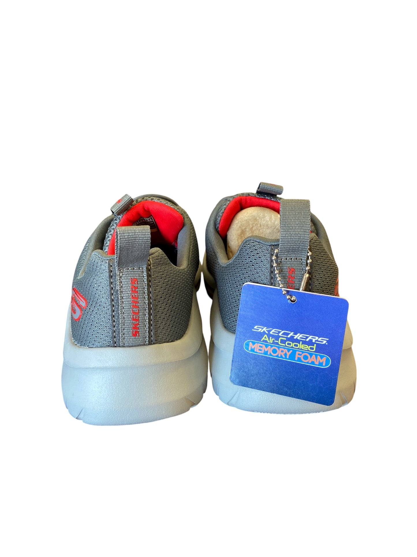 gray Skechers boys sneakers, 5.5